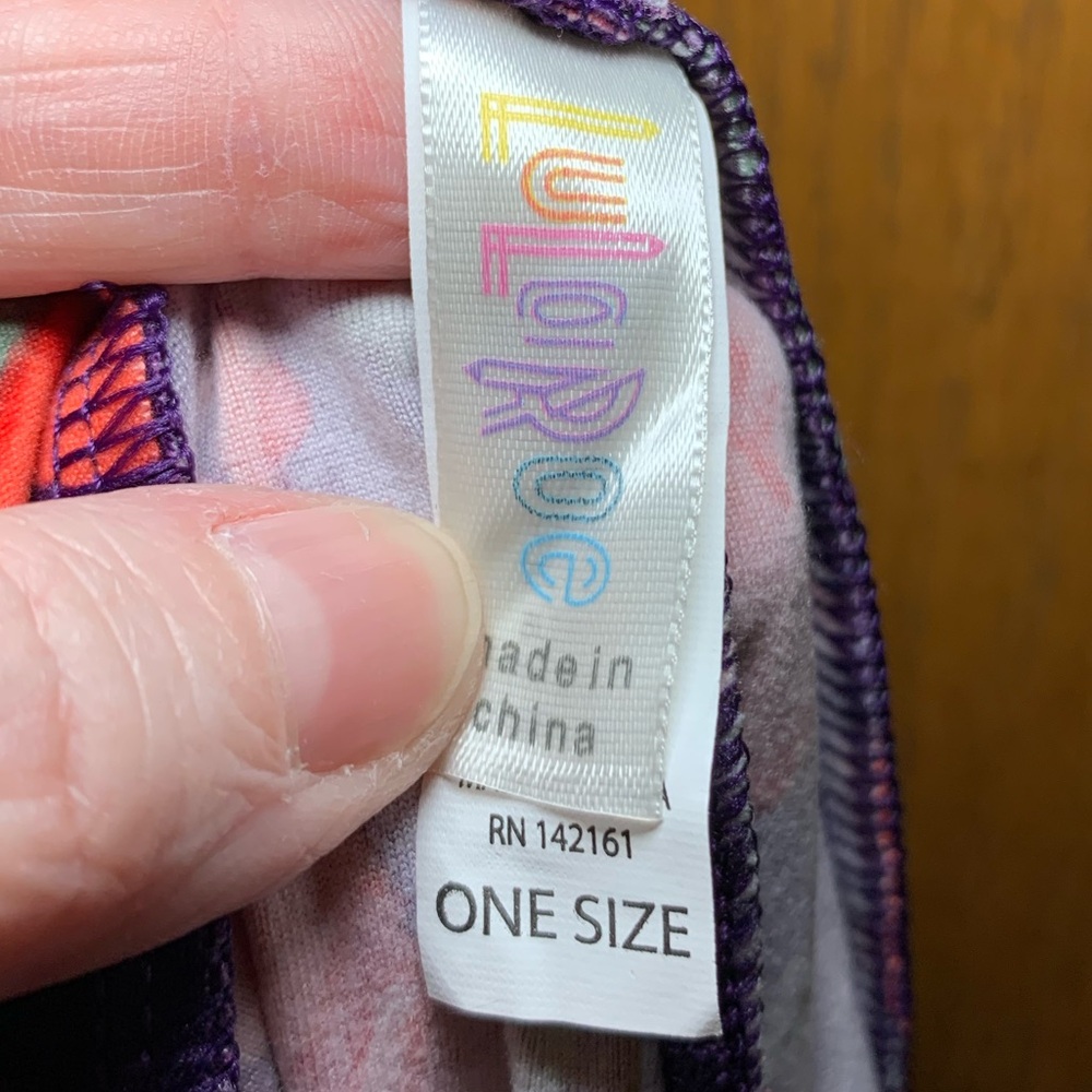 NWOT- LuLaRoe Leggings One Size – Purple with Coral & Blue Floral Print - Picture 8 of 10